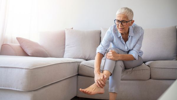 How To Manage Chronic Venous Insufficiency