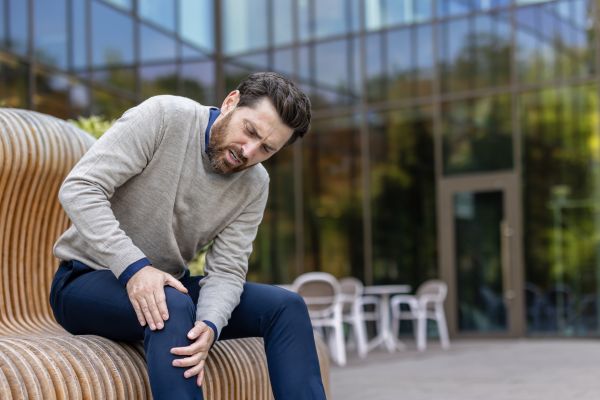 How A Vascular And Interventional Radiologist Approaches Knee Arthritis Treatment